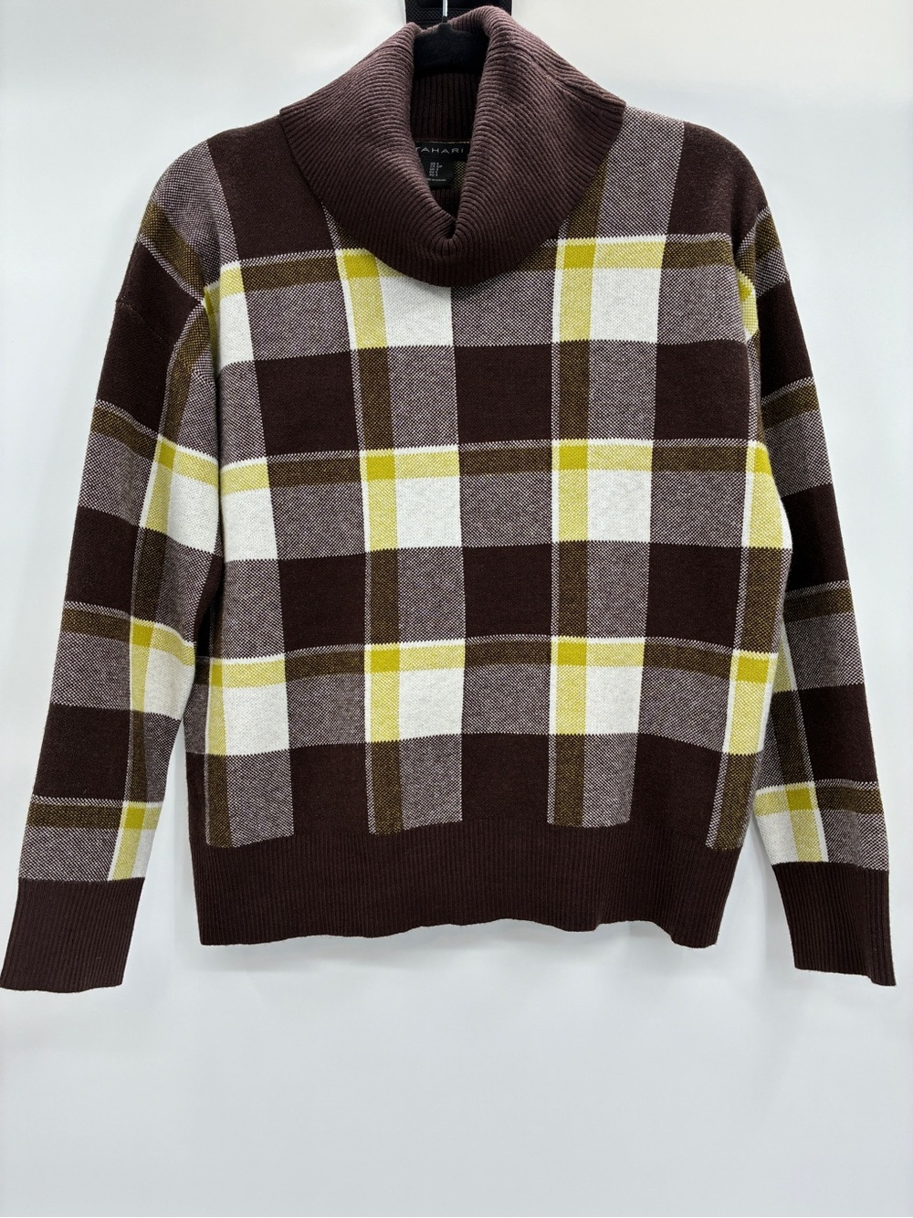 Tahari Women’s Plaid Preppy Classic Boxy Brown Turtleneck Sweater Small NWT
